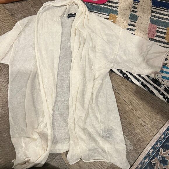 Isabella Rodriguez small white sheer cardigan - Picture 3 of 7